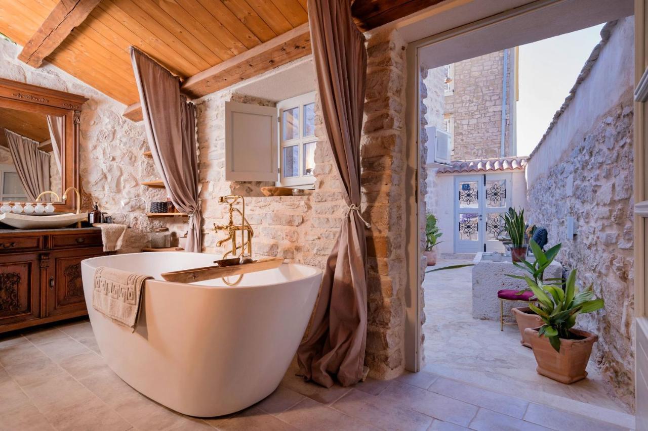 Hotel Town House Rosario Stari Grad  Zewnętrze zdjęcie