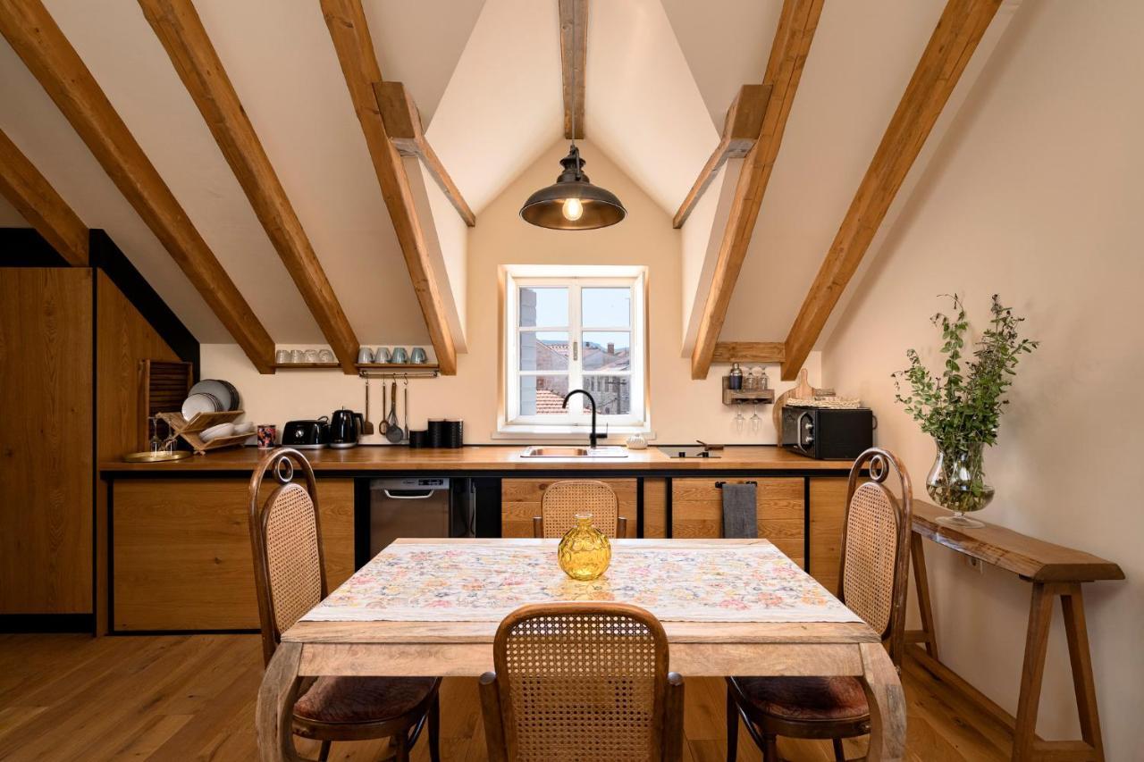 Hotel Town House Rosario Stari Grad  Zewnętrze zdjęcie