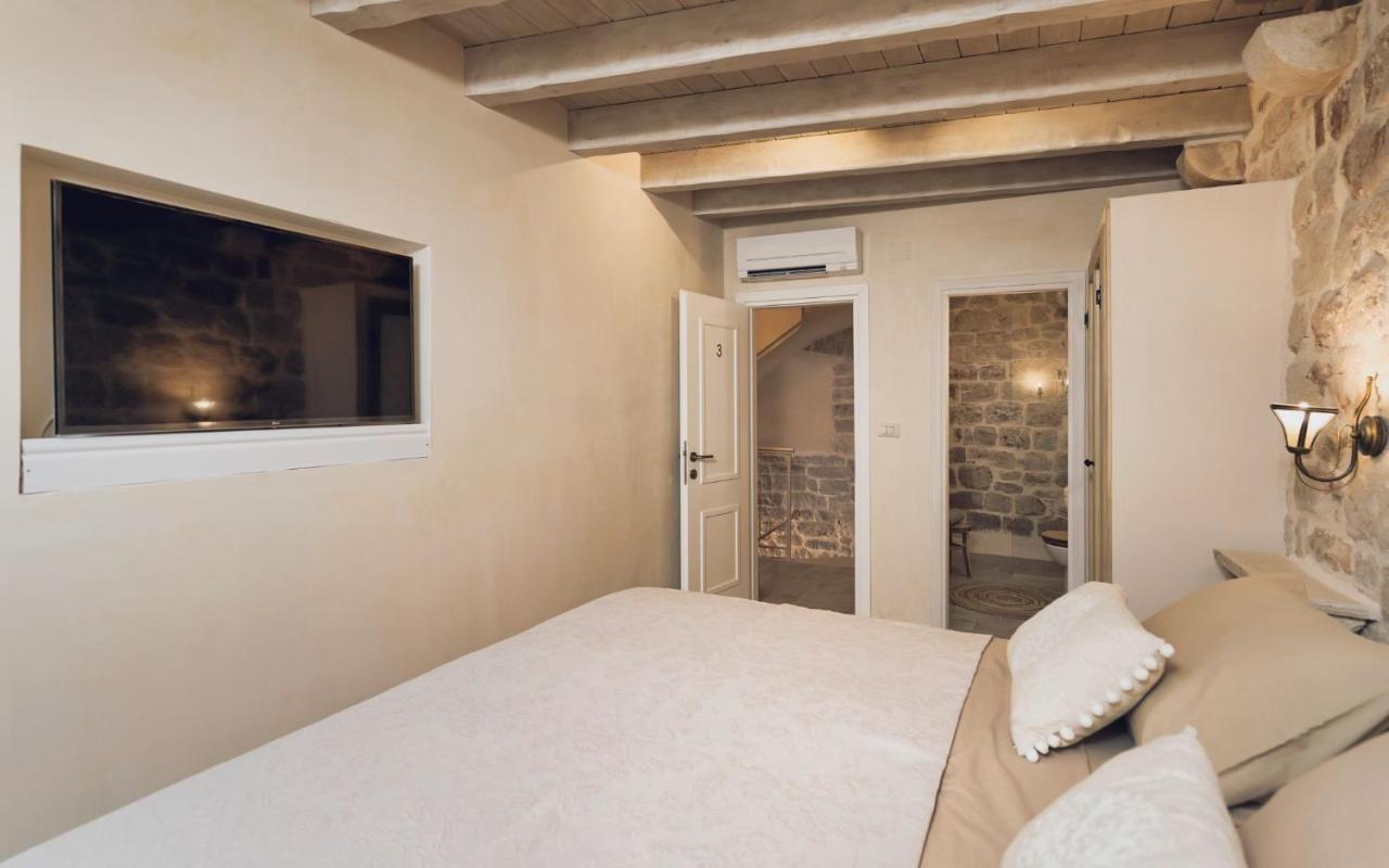 Hotel Town House Rosario Stari Grad  Zewnętrze zdjęcie